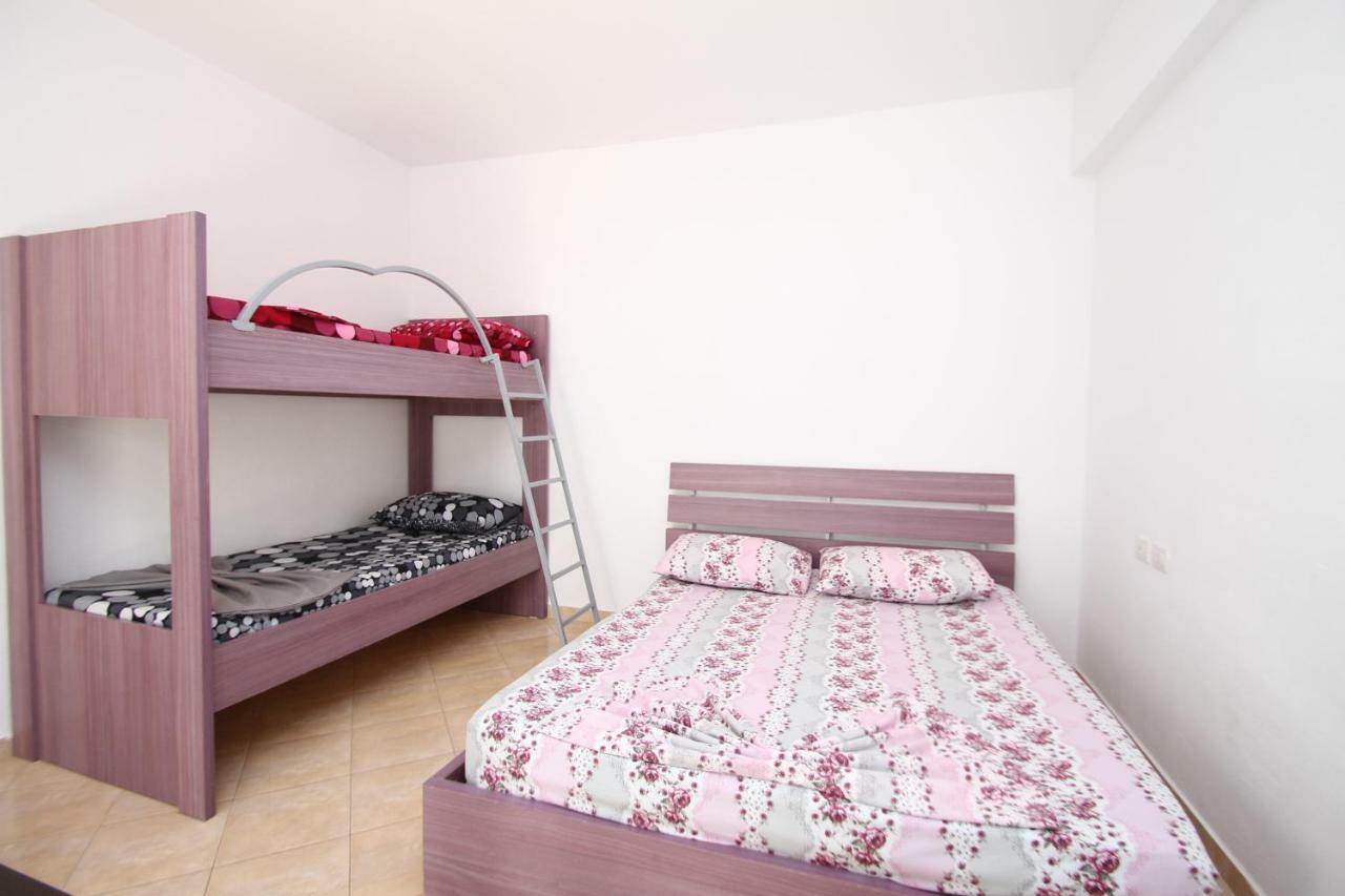 Marina Apartment *